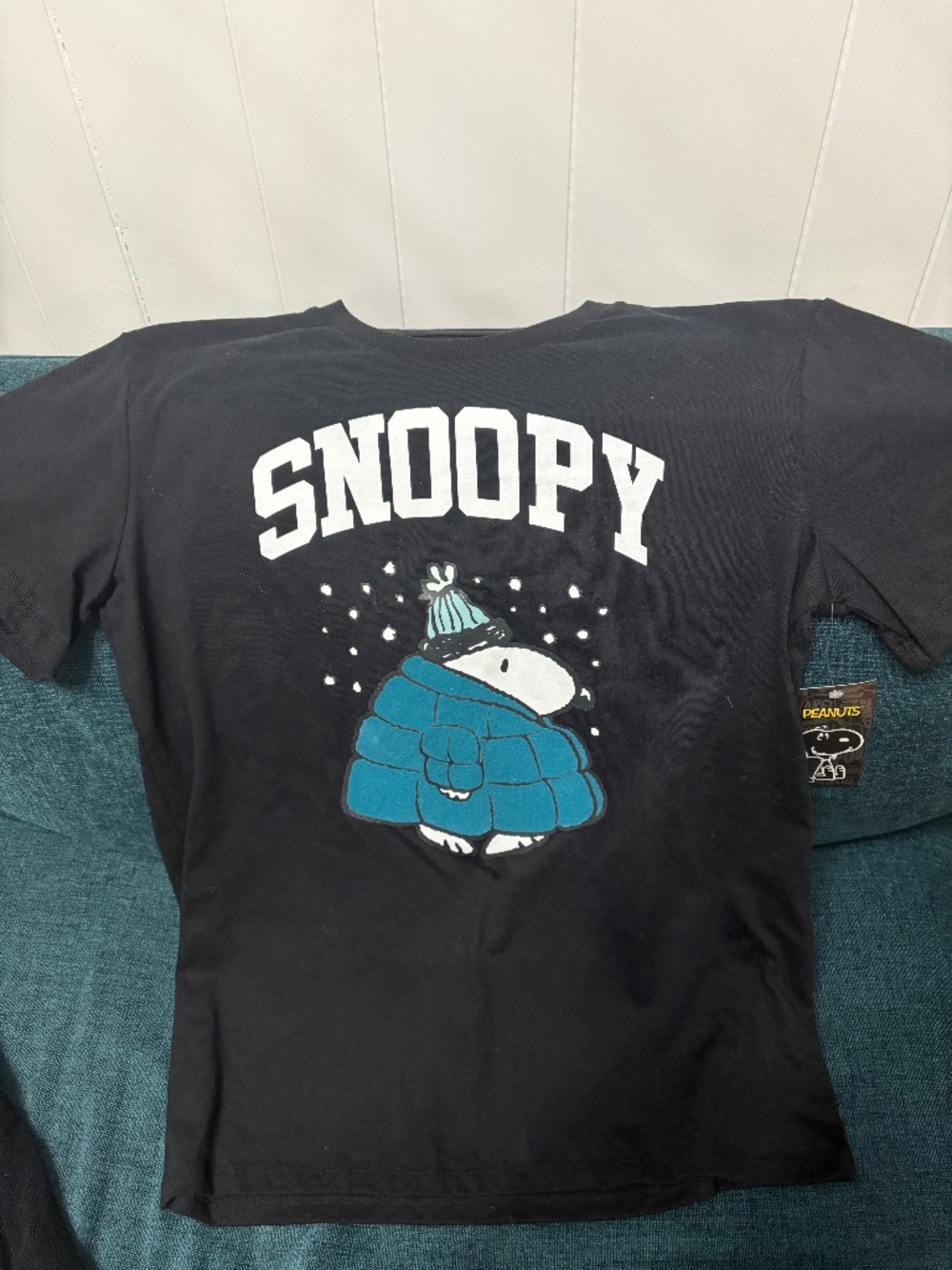 Women’s Small Snoopy Puffer Coat Black Tee Shirt